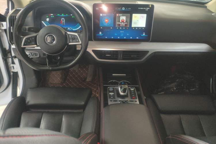 Used BYD Tang New Energy 2019 DM 2.0T All-Wheel Drive Connected Leading Model 7 Seats China VI Standard