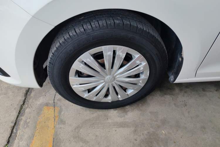 Used Volkswagen Santana 2016 1.6L Manual Fashion Edition
