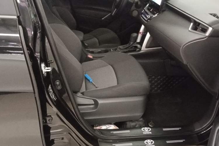 Used Toyota FRONTLANDER 2024 2.0L CVT Elite Edition