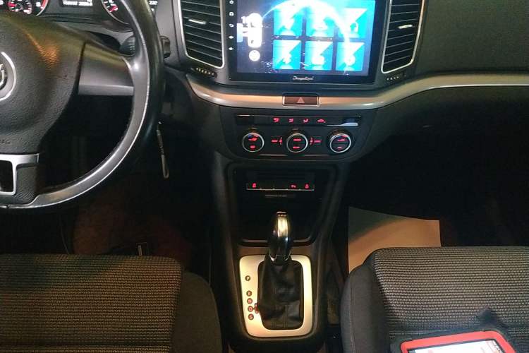 Used Volkswagen Sharan 2014 2.0 TSI Standard Model