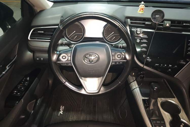 Used Toyota Camry 2018 Dual-Engine 2.5 HG Luxury Edition