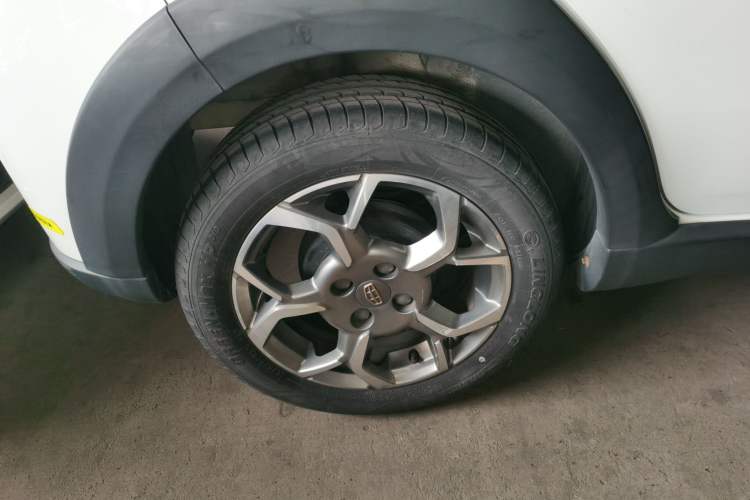 Used Geely Auto Vision X1 2017 1.3L Automatic Player Edition
