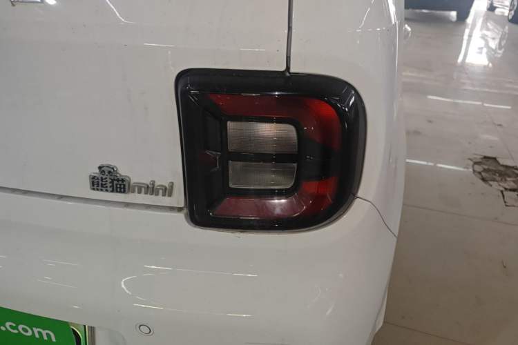 Used Geely Galaxy Panda 2023 Panda Mini 120km Asian Games Edition
