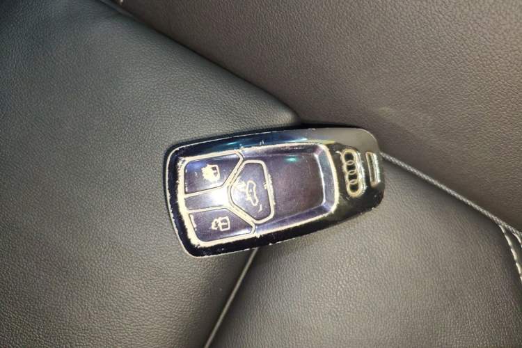 Used Audi Q5L 2022 Updated 40T Luxury Dynamic Edition