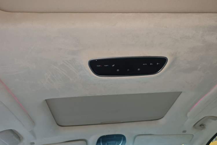 Used VOYAH Dream 2022 Low-Carbon Edition Dream+ Smart Enjoyment Package
