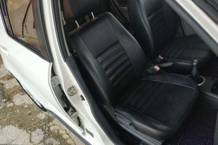 Used Suzuki Swift 2016 1.5L Manual Fashion Model
