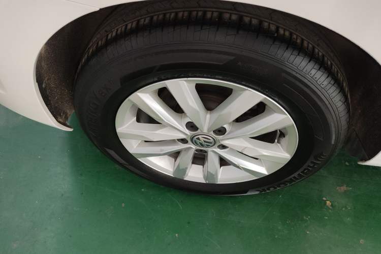 Used Volkswagen Touran 2018 Volkswagen Touran L 280TSI DSG Comfort Edition 7 Seats China VI Standard
