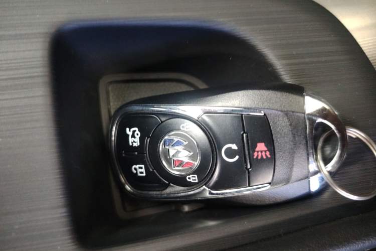 Used Buick LaCrosse 2022 652T Luxury Version