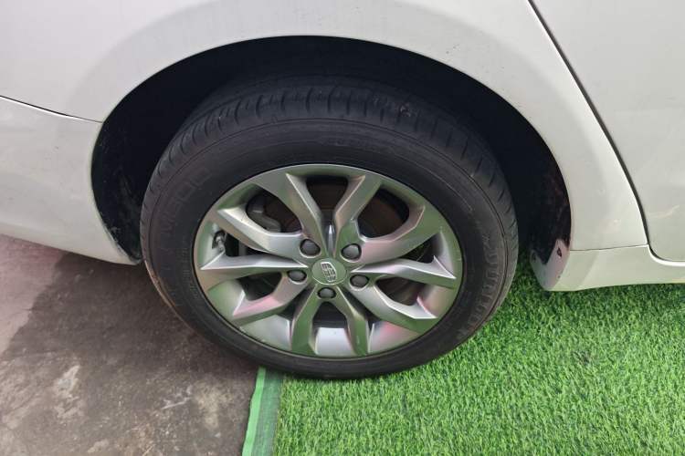 Used Geely Auto Emgrand GL 2017 1.3T DCT Elite Model
