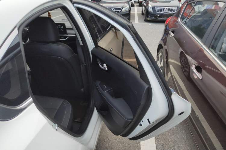 Used Kia K3 2021 Revised 1.5L CVT Fashion Edition
