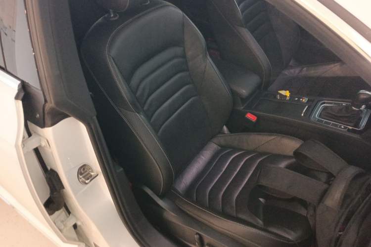 Used Volkswagen FAW-Volkswagen CC 2019 330TSI Glamour Edition China VI
