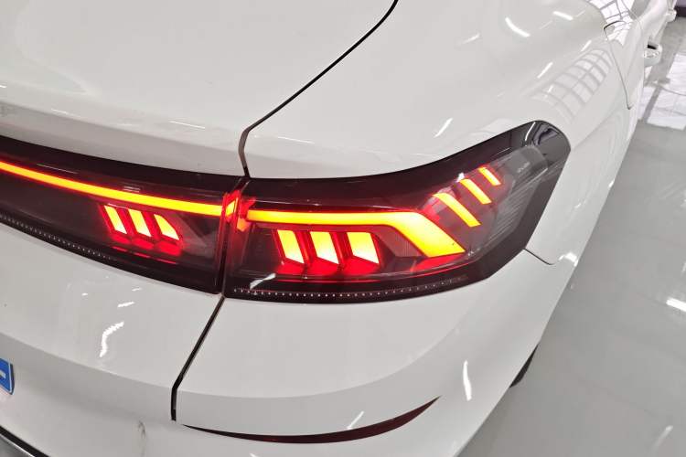 Used Volkswagen Lamando 2024 Lavida L 280TSI DSG Cool & Spicy Edition
