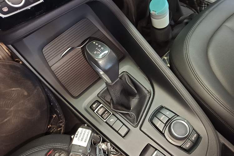 Used BMW X1 2016 sDrive18Li Premium Edition
