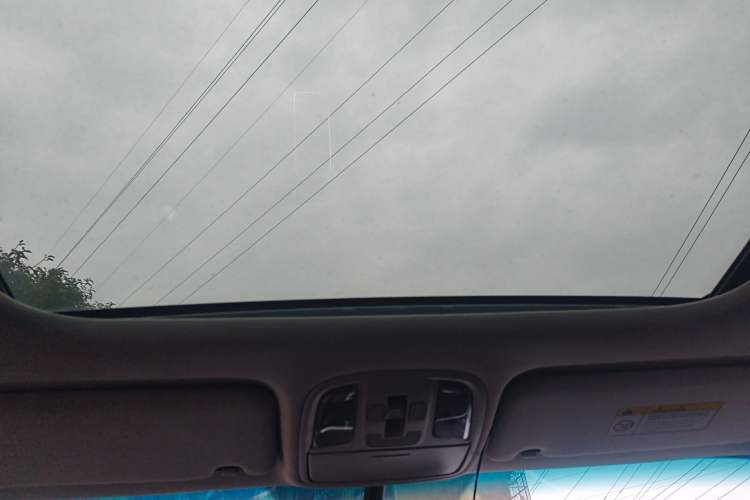 Used Kia K5 2017 2.0L Automatic 15th Anniversary Special Edition LUX
