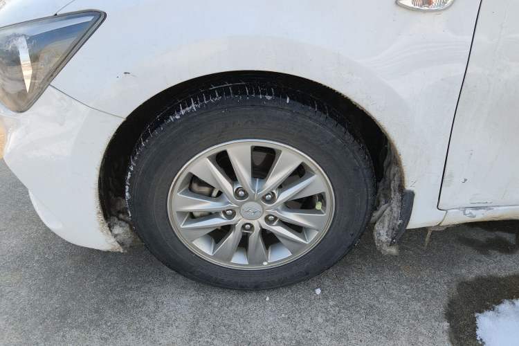 Used Hyundai Celesta 2017 1.6L Automatic Enjoyment Version GLS