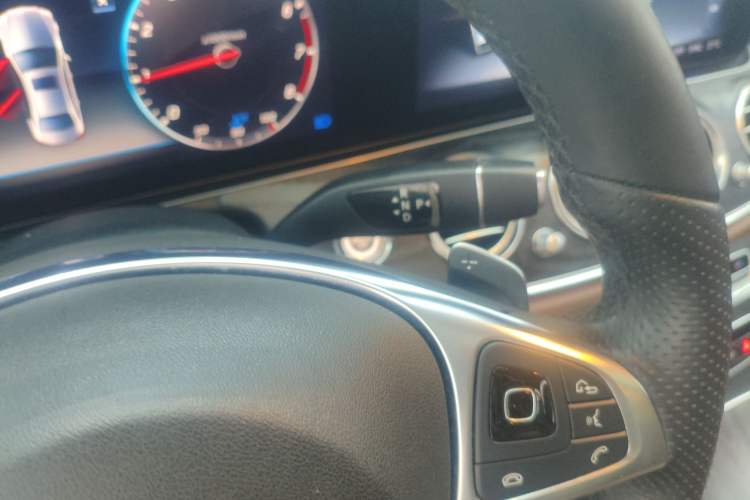 Used Mercedes-Benz E-Class 2018 E 300 L Sporty and Stylish Model
