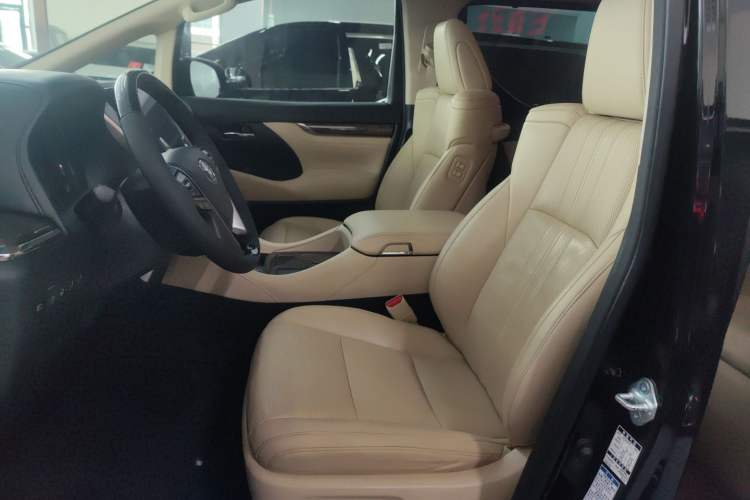 Used Toyota Alphard 2020 Dual-Engine 2.5L Prestige Edition
