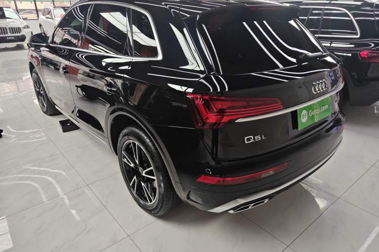 Used Audi Q5L 2024 40 TFSI Fashion Dynamic Model