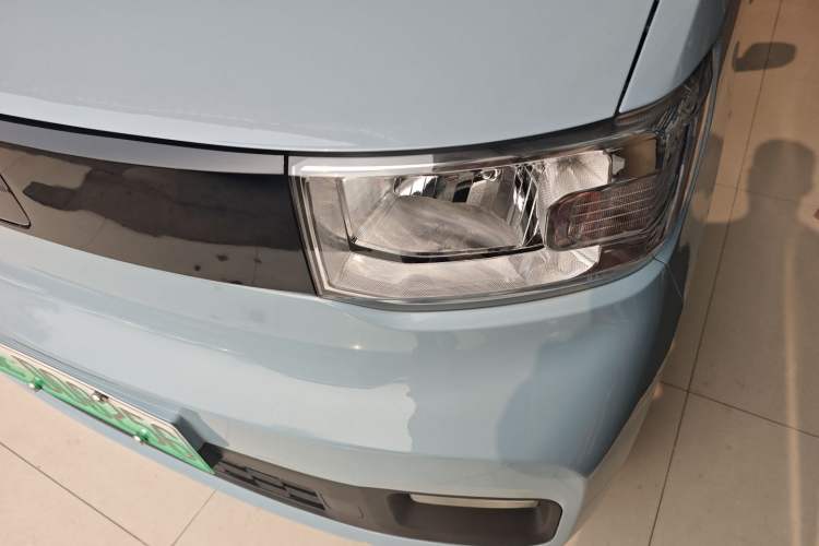 Used Wuling Hongguang MINIEV 2022 Macaron Premium Model – Lithium Ternary Battery
