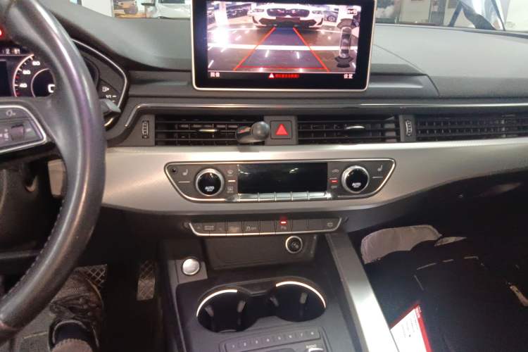 Used Audi A5 2017 Sportback 40 TFSI Fashion Model
