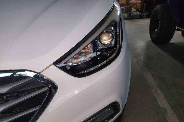 Used Hyundai ix35 2015 2.0L Automatic 2WD Smart Type China IV
