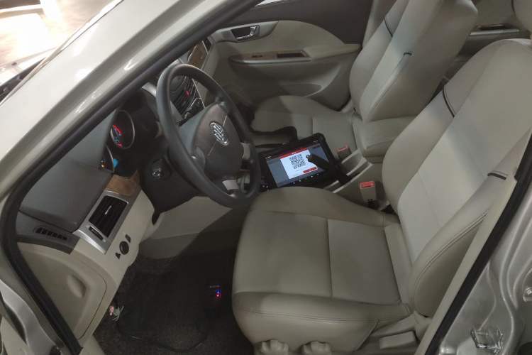 Used Buick Excelle 2015 1.5L Automatic Classic Model
