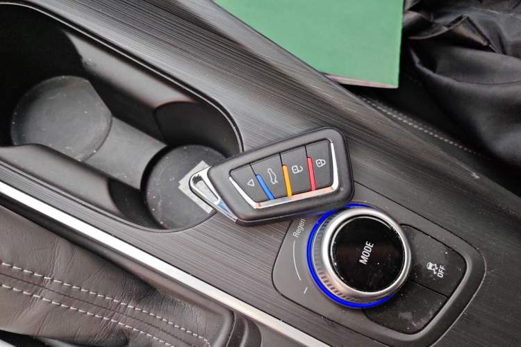 Used Buick Velite 6 2023 430km Range Commuter Version
