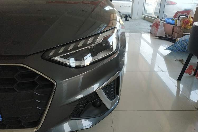 Used Audi A4L 2022 40 TFSI Fashion Dynamic Model
