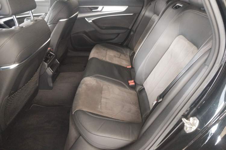 Used Audi A6L 2019 40 TFSI Luxury Dynamic Model
