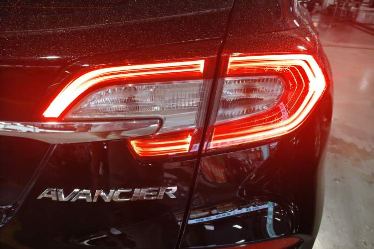 Used Honda Avancier 2017 240TURBO Two-Wheel Drive Comfort Version