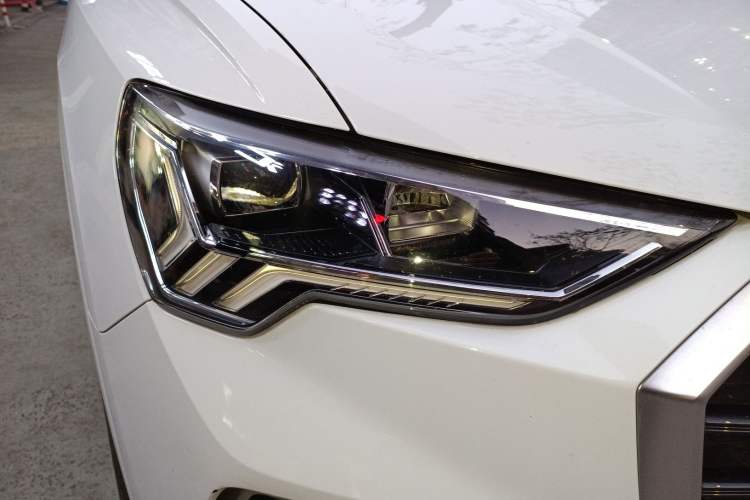 Used Audi Q3 2021 35 TFSI Progressive Dynamic Edition
