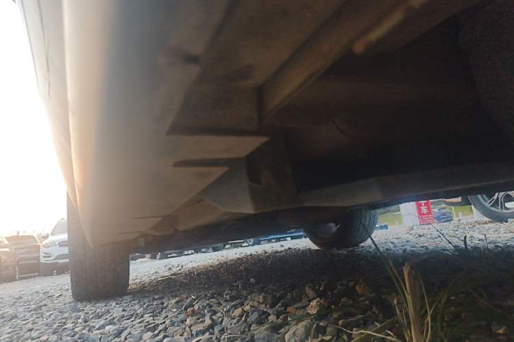 Used Land X7 2015 2.0T Panoramic Prestige Edition
