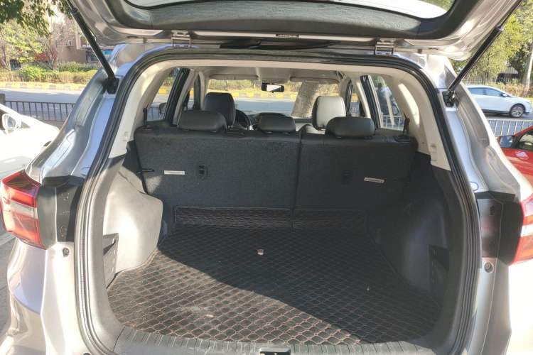 Used Dongfeng Aeolus AX7 2018 Classic 1.6T Automatic Elite Model
