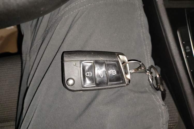 Used Volkswagen Golf 2019 280TSI DSG Comfort Version China VI Standard
