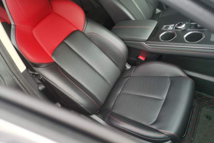 Used Changan CS55PLUS 2022 2nd Generation 1.5T DCT Prestige Version
