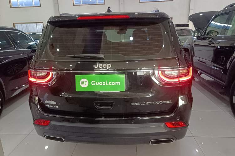 Used  Grand Commander 2018 2.0T Four-Wheel Drive Enjoyment Edition China VI
