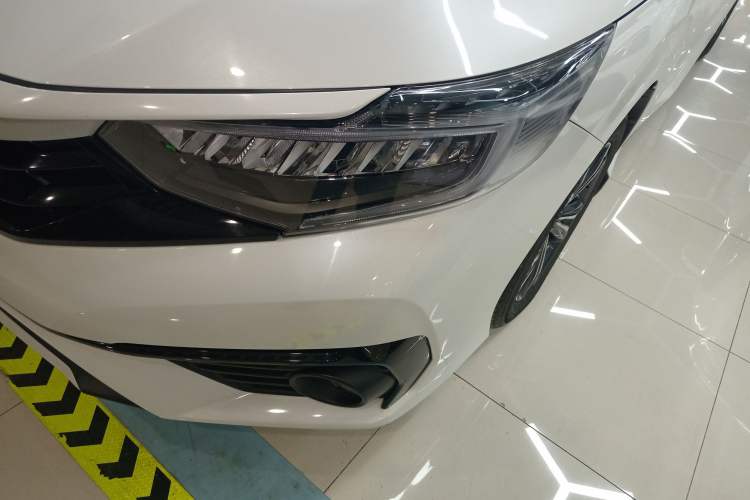 Used Honda Envix 2022 180TURBO CVT Comfort Version
