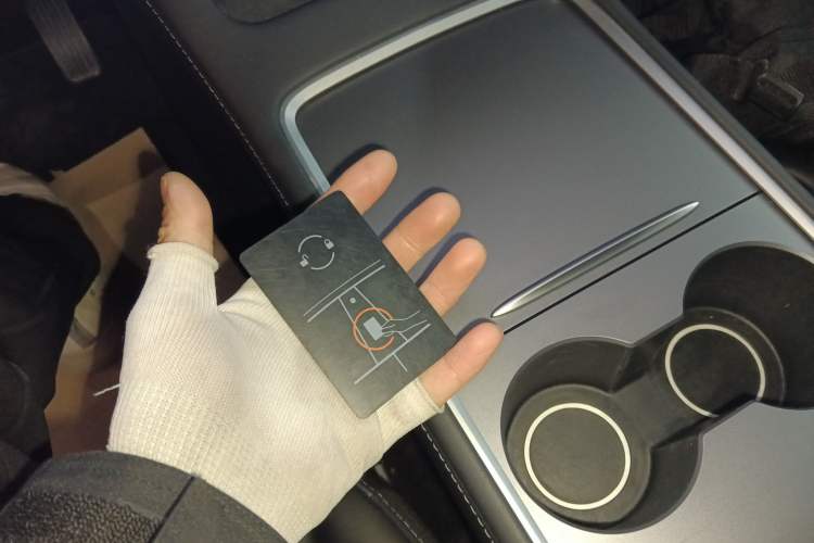 Used Tesla Model Y 2021 Standard Range Rear-Wheel Drive Version