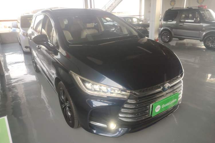 Used BYD Song MAX New Energy 2019 DM 1.5T Smart Connect Zhiyao Model 6 Seats China VI Standard
