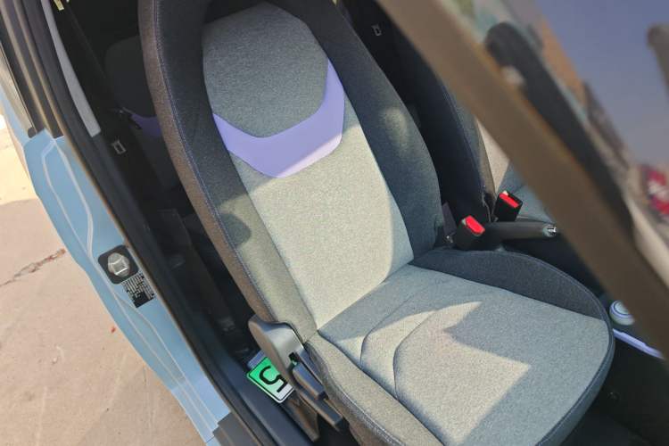 Used Chery QQ Ice Cream 2022 120km Conical Shape Lithium Iron Phosphate