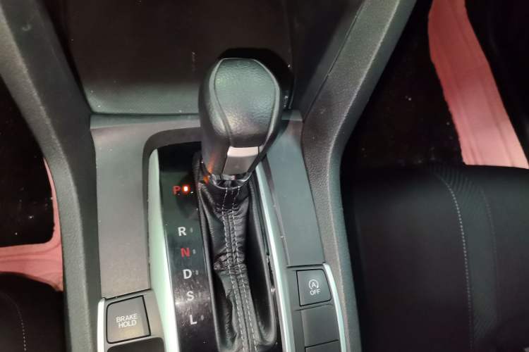 Used Honda Civic 2016 220TURBO CVT Luxury Edition