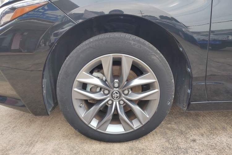 Used Toyota Avalon 2019 2.0L Ambition Edition China VI
