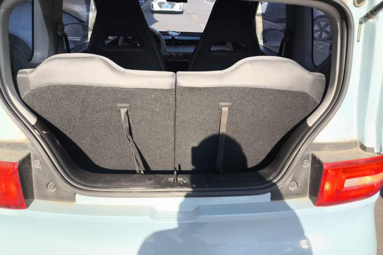 Used Wuling Hongguang MINIEV 2022 Easy Version Lithium Iron Phosphate
