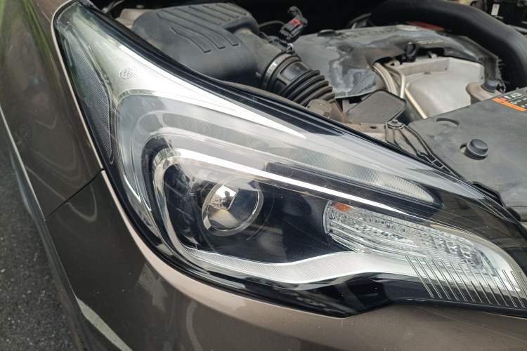 Used Buick Envision 2016 28T Four-Wheel Drive Elite Version
