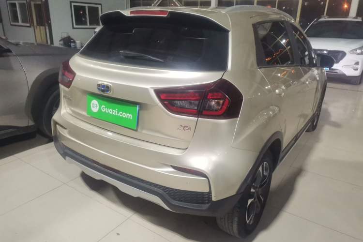 Used Geely Auto Vision X3 2019 Upgraded Model 1.5L CVT Elite Version
