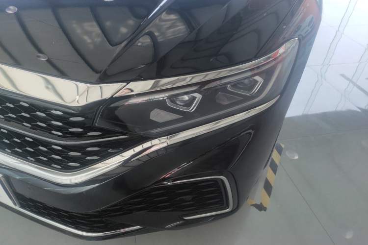 Used Volkswagen Passat 2023 330TSI Starry Luxury Edition
