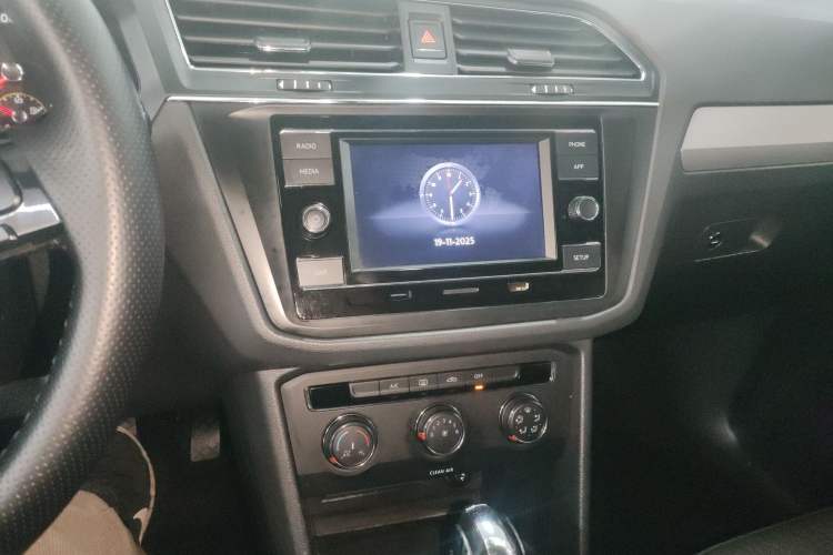 Used Volkswagen Tiguan L 2021 330TSI Automatic Two-Wheel Drive Comfort Edition