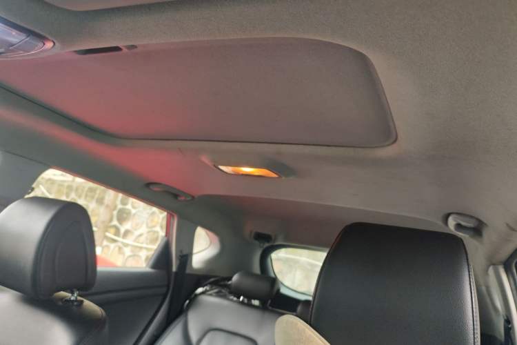 Used Hyundai Tucson 2015 1.6T Dual-Clutch Two-Wheel-Drive Smart Model
