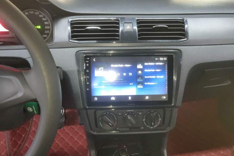 Used Volkswagen Santana 2016 1.6L Automatic Fashion Edition
