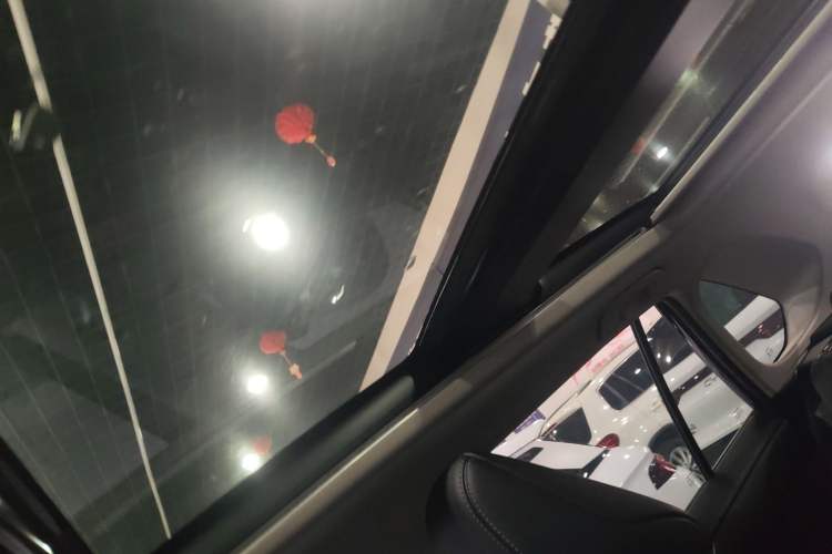 Used Toyota Wildlander 2023 2.0L CVT Two-Wheel Drive Prestige Version
